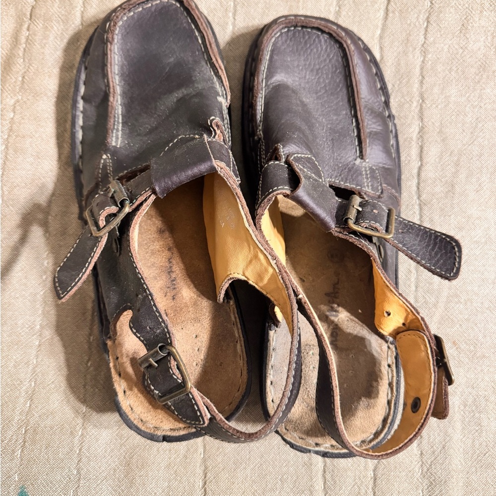Women's Black Leather Buckle Loafers